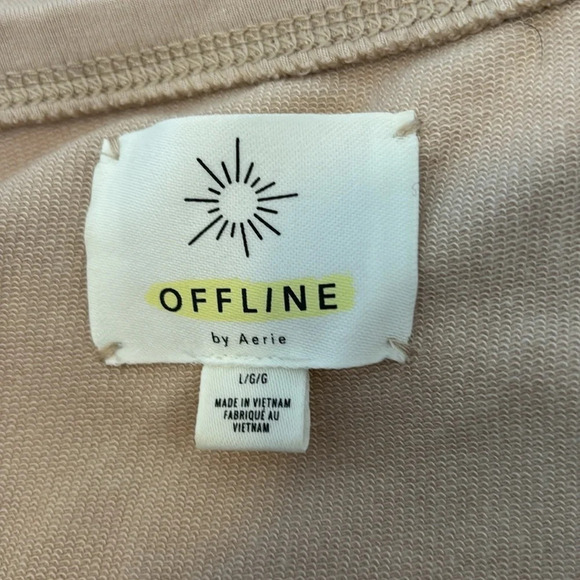 Offline by Aerie women’s cream color crop sweatshirt size large - Picture 7 of 9